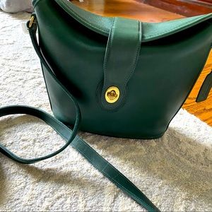 Vintage coach Nottingham Canterberry